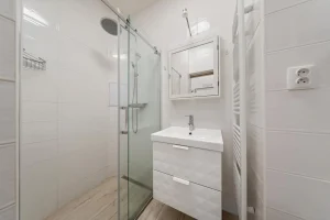 6de4ac8f-c55c-46f5-9963-66a73147