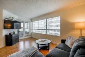 e7abf2b7-9a14-4f3a-ab00-6d488786